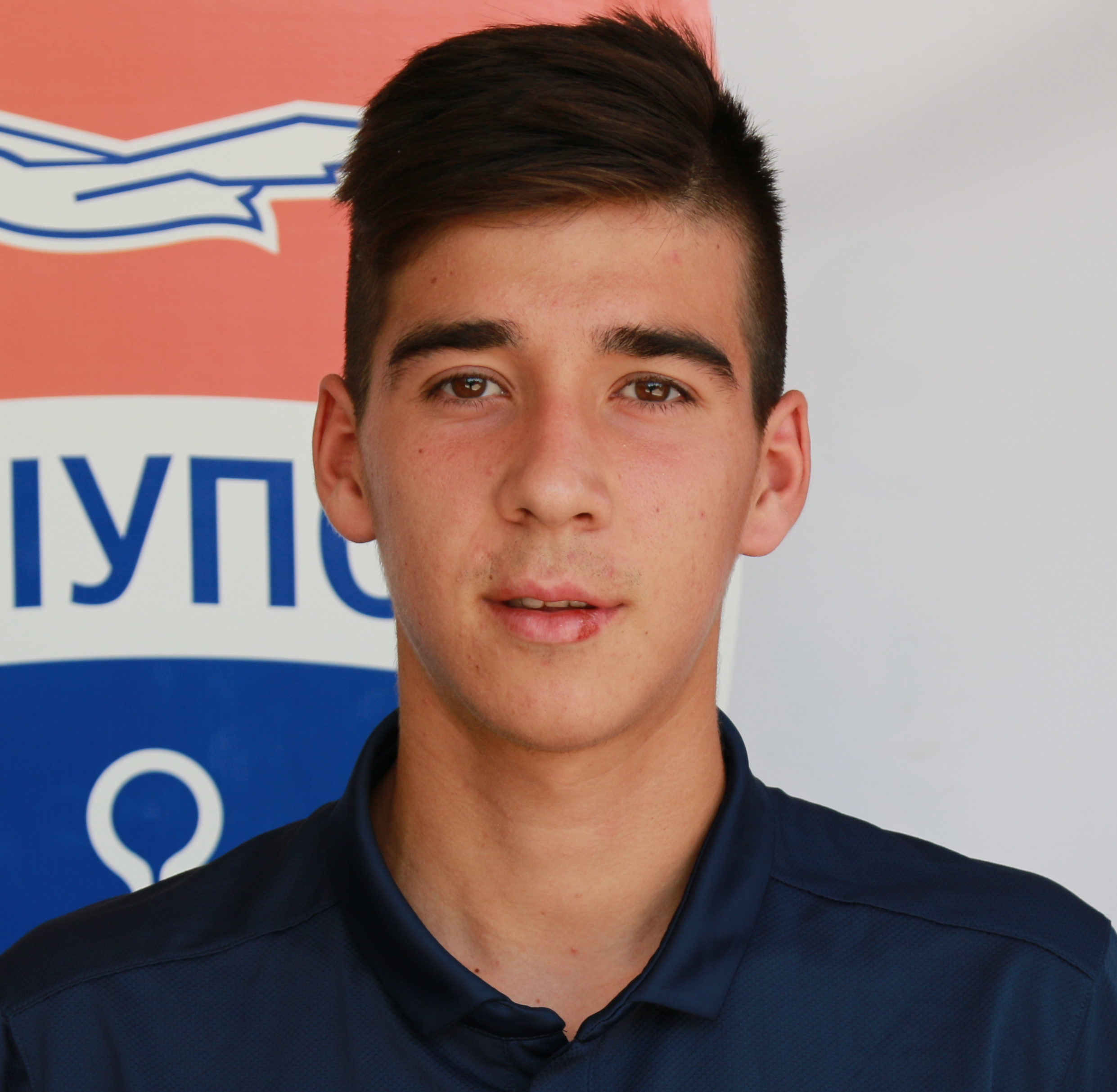 https://img.bjdingyan.org/img/football/player/0f5f8171d00ed7859430f2b80eddc81c.jpg